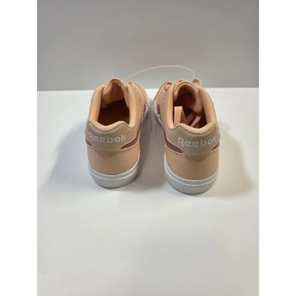 Reebok Women's Size 7 Peach Pink Low Top Casual Sneakers Shoes New Without Box